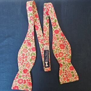 Beau Ties LTD. 70s floral bowtie 100% cotton discontinued